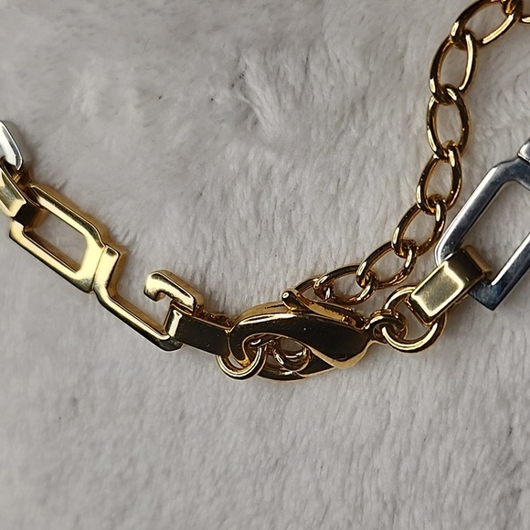 Dolce and Gabbana Necklace - Picture 7 of 8